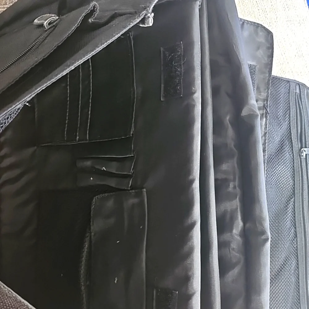 Tumi Balistic Nylon Briefcase Messenger Laptop Bag Black Crossbody Large